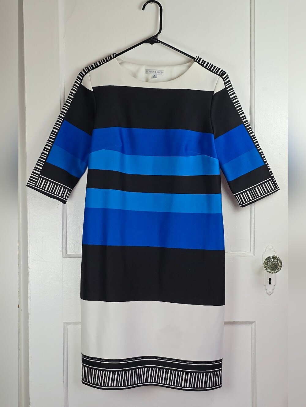 Sandra Darren Royal Blue and Black Striped Scuba 3/4 Sleeve Sheath Dress 6